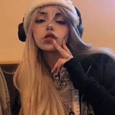 سبا قمر avatar